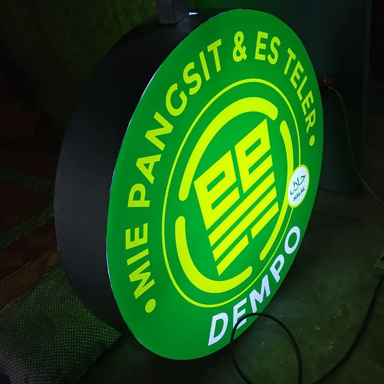 Biaya Pembuatan Neon Box Palembang